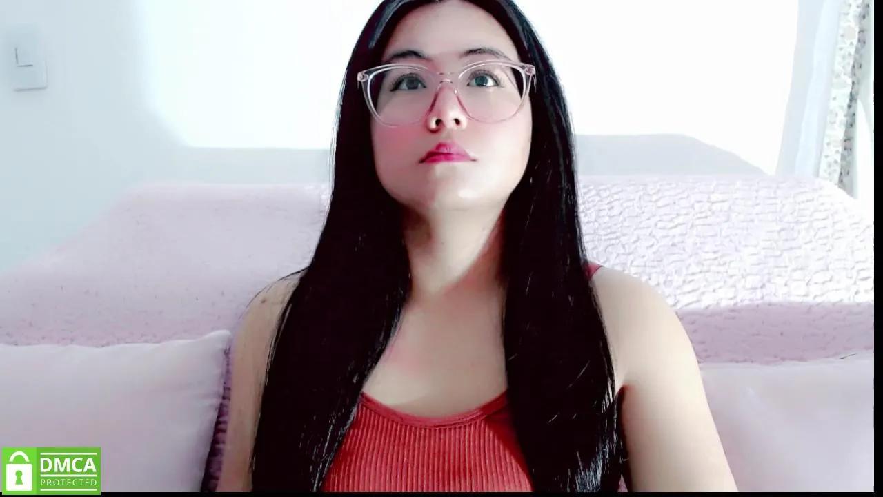 Mariana_kato —  #schoolgirl #armpits #pee #feet #masturbation #cum #pussy