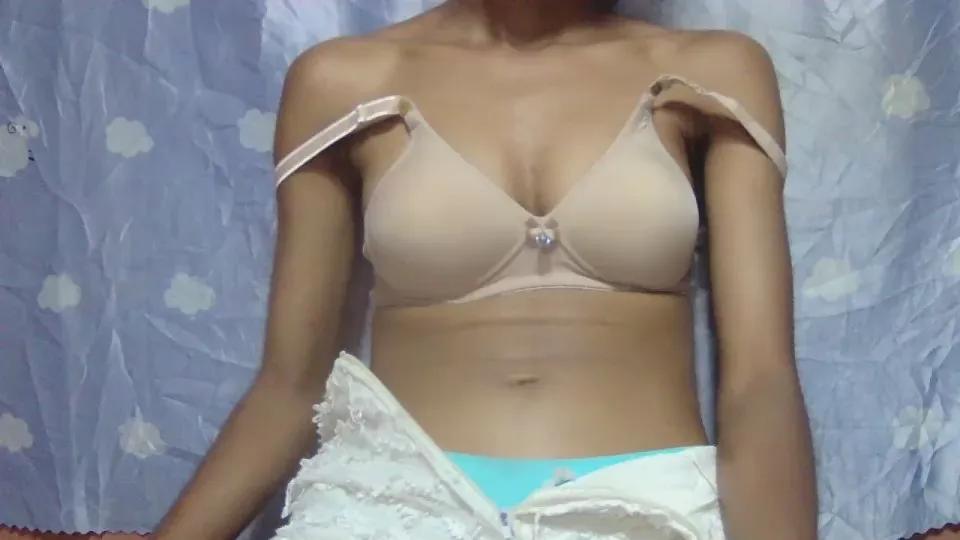 meXXXyou — Freechat on Cam4