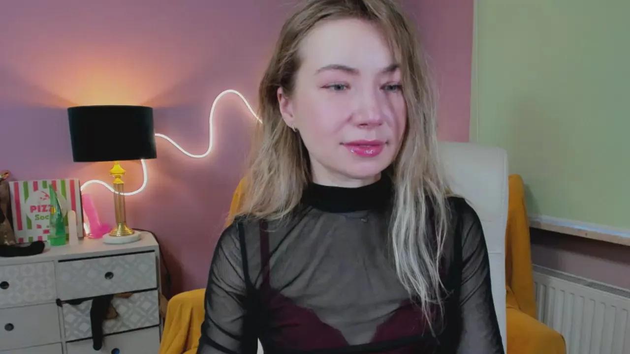 miax_desire — Freechat on Cam4