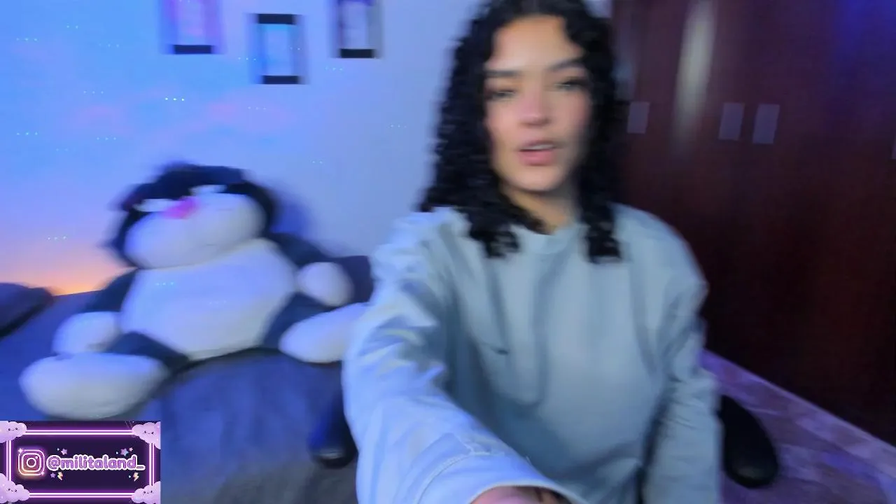 Offline milita_houston on Cam4