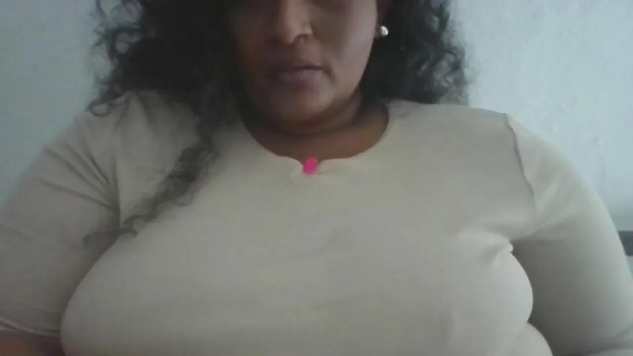 nanda6_sexy on Cam4 