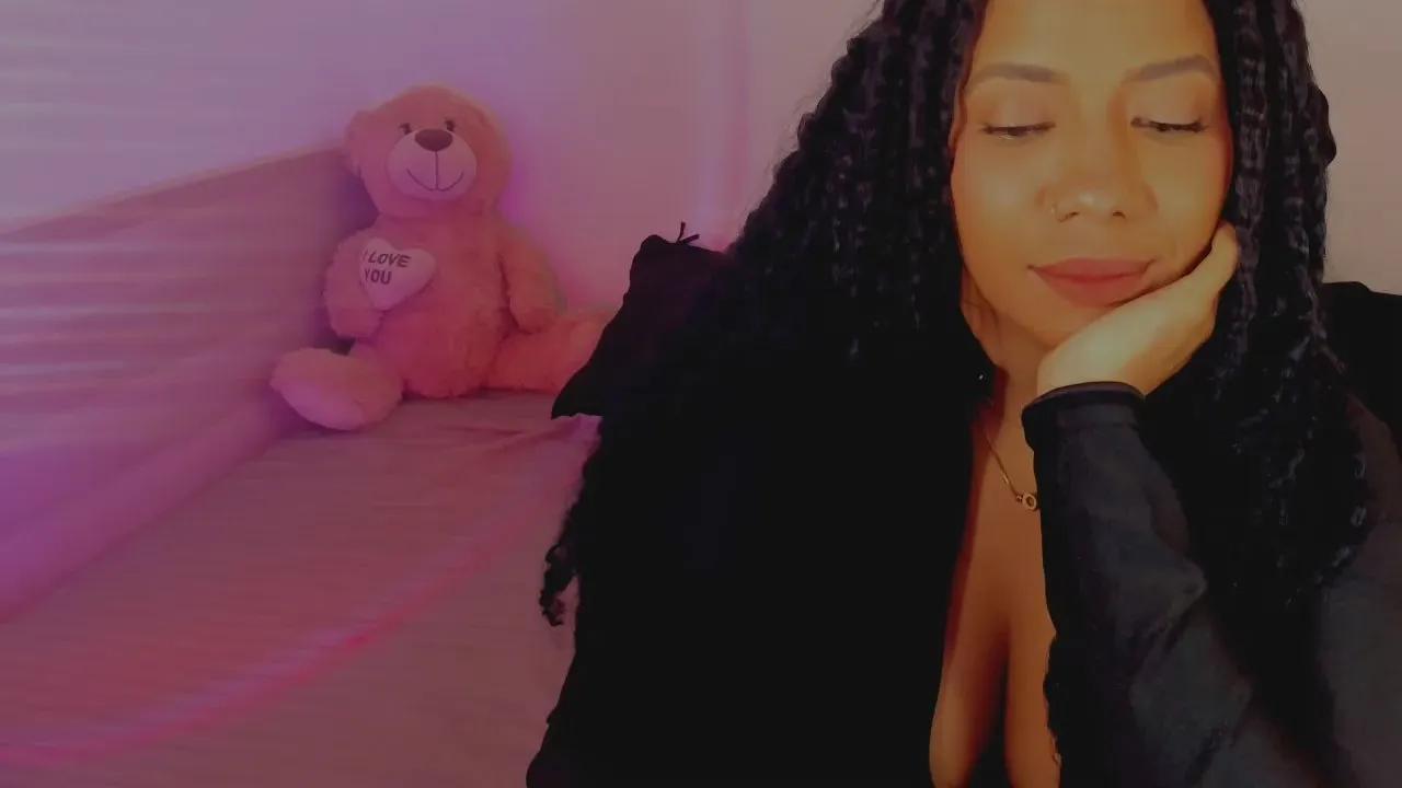 NicolePasqualot on Cam4