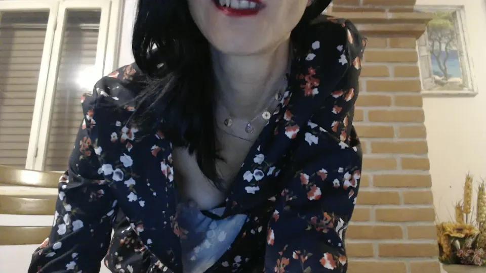 nicy71 — Freechat on Cam4