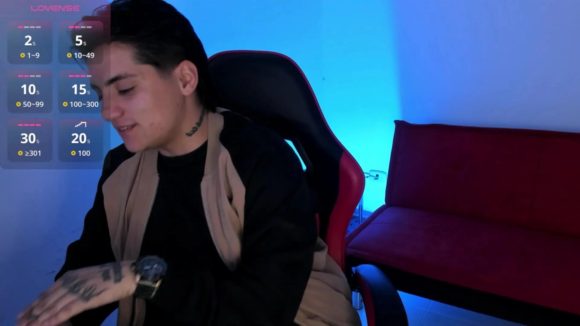 PeytonBox —  #cute #pussy #gamer #schoolgirl #masturbation #C2C #lesbian