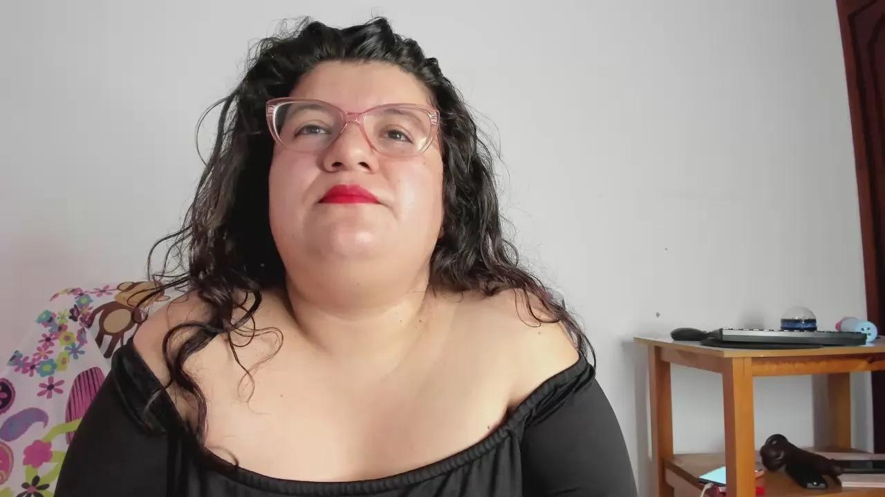 psique_mystery —  #pee #pussy #anal #spanking #feet #lesbian #bdsm