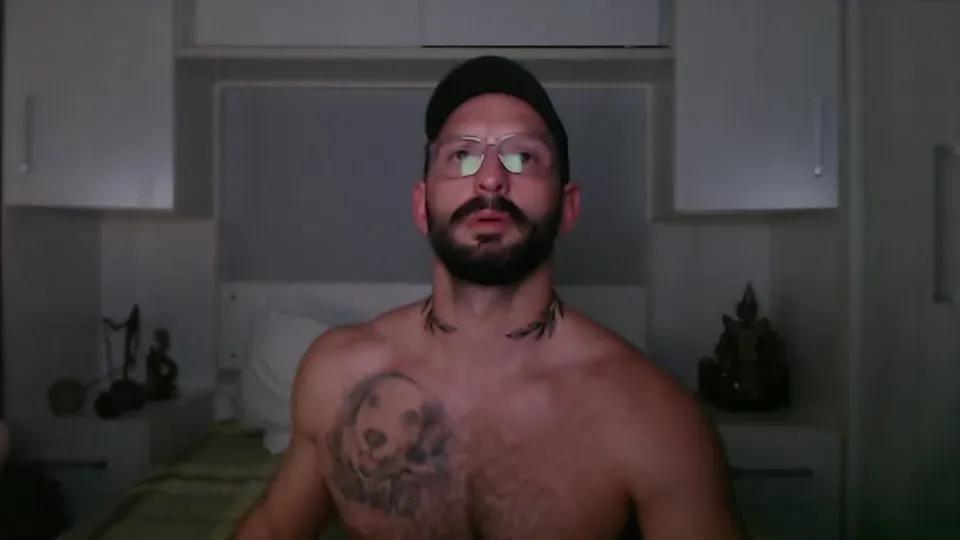 RafaBR82 —  #armpits #analtoys #masturbation #milk #hairy #smoke #anal