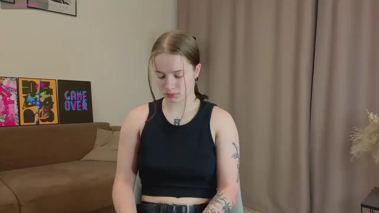 RandyKoza —  #pee #squirt #anal #pussy #blowjob #swinging #striptease