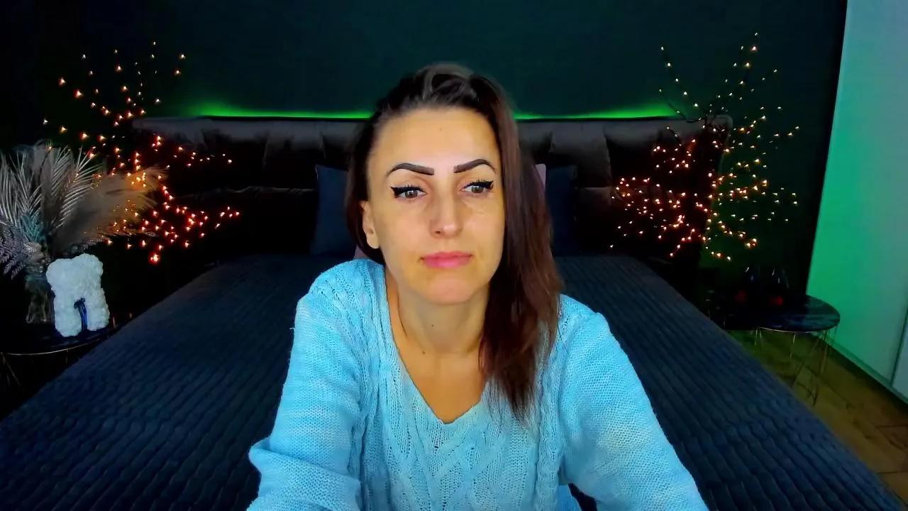 Rebeca_Diamond — Freechat on Cam4