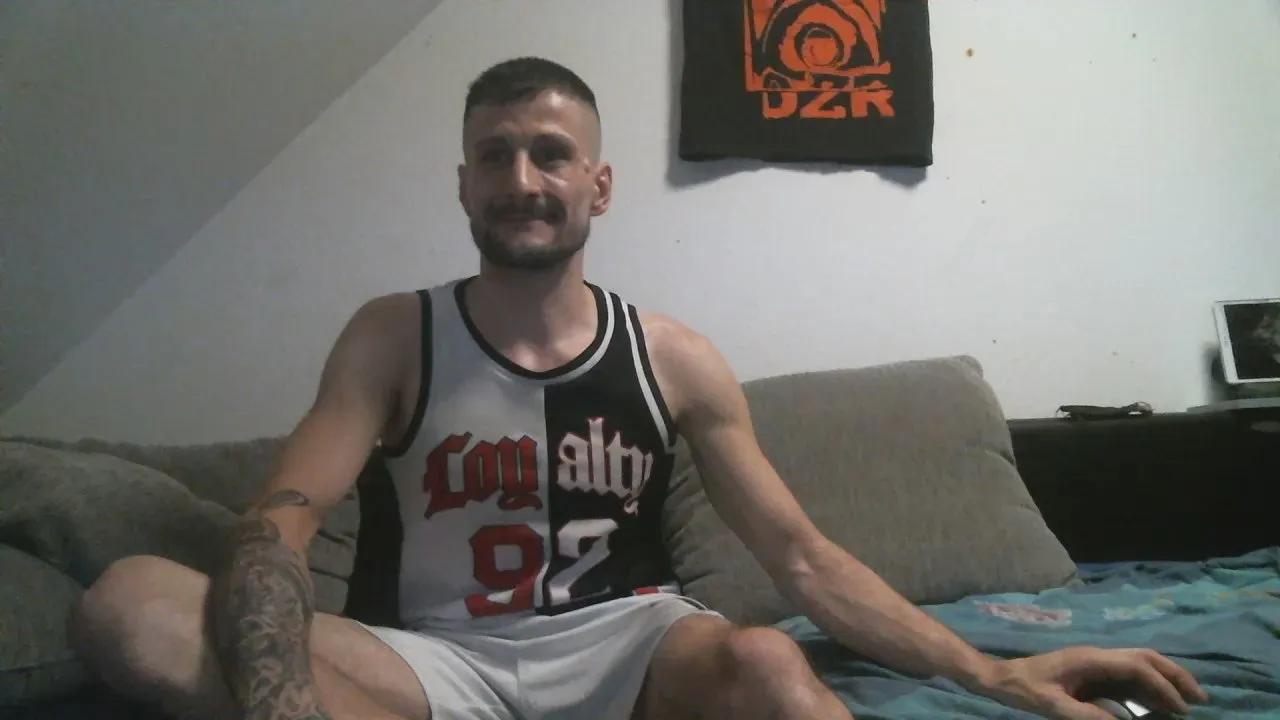 RonnyRonnsen36 on Cam4 