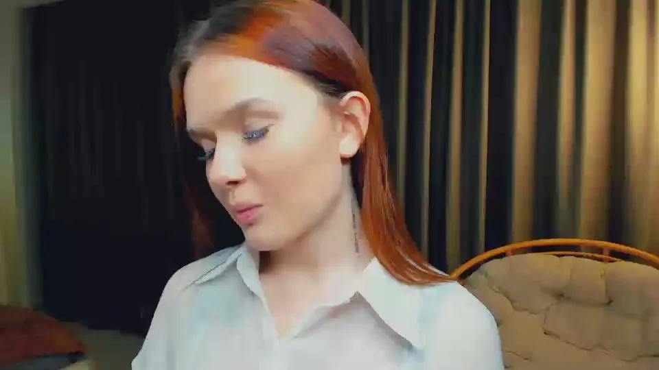 SigridBeltrami —  #squirt #fisting #C2C #masturbation #pee #striptease #anal