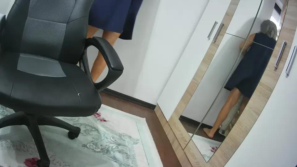 sweetmadame1 on Cam4 