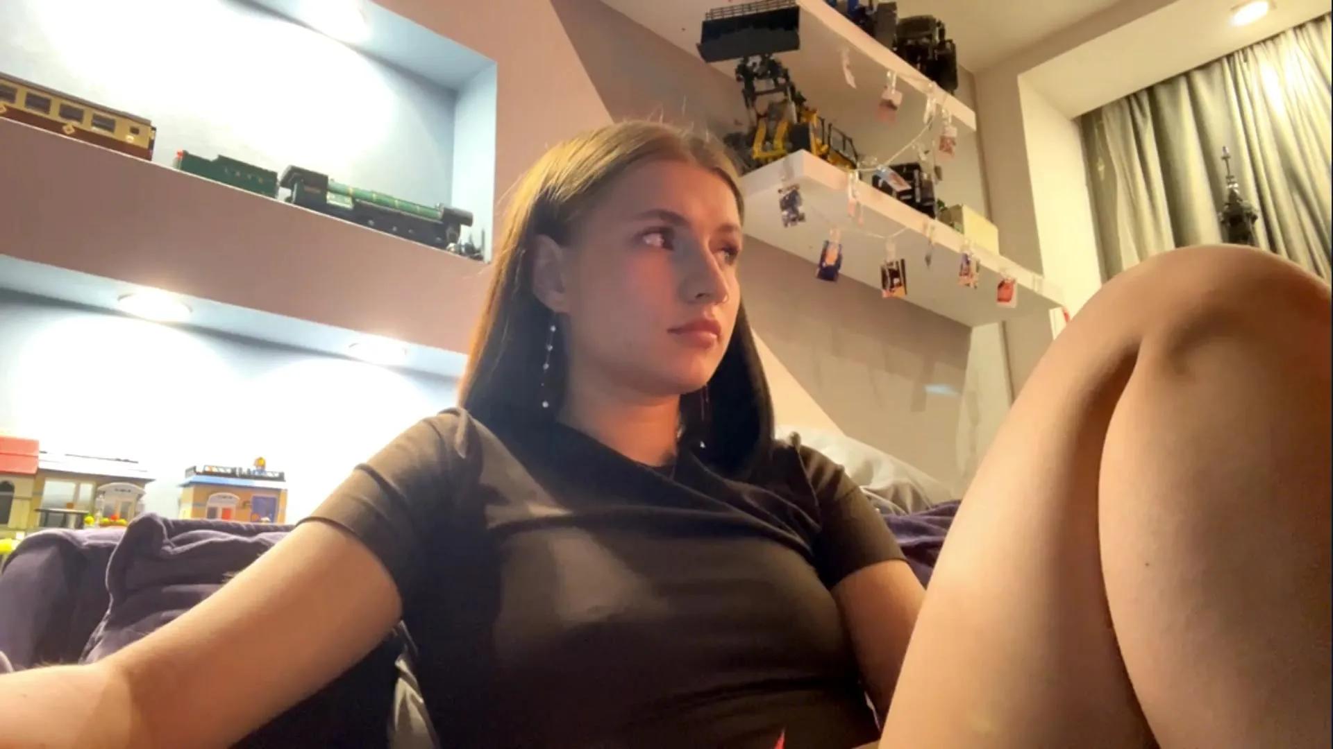 TawnaWidrick —  #bigass #strapon #striptease #fisting #blowjob #pussy #cum