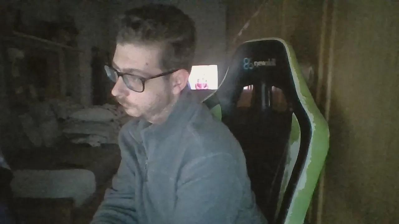 tuchi94 — Freechat on Cam4