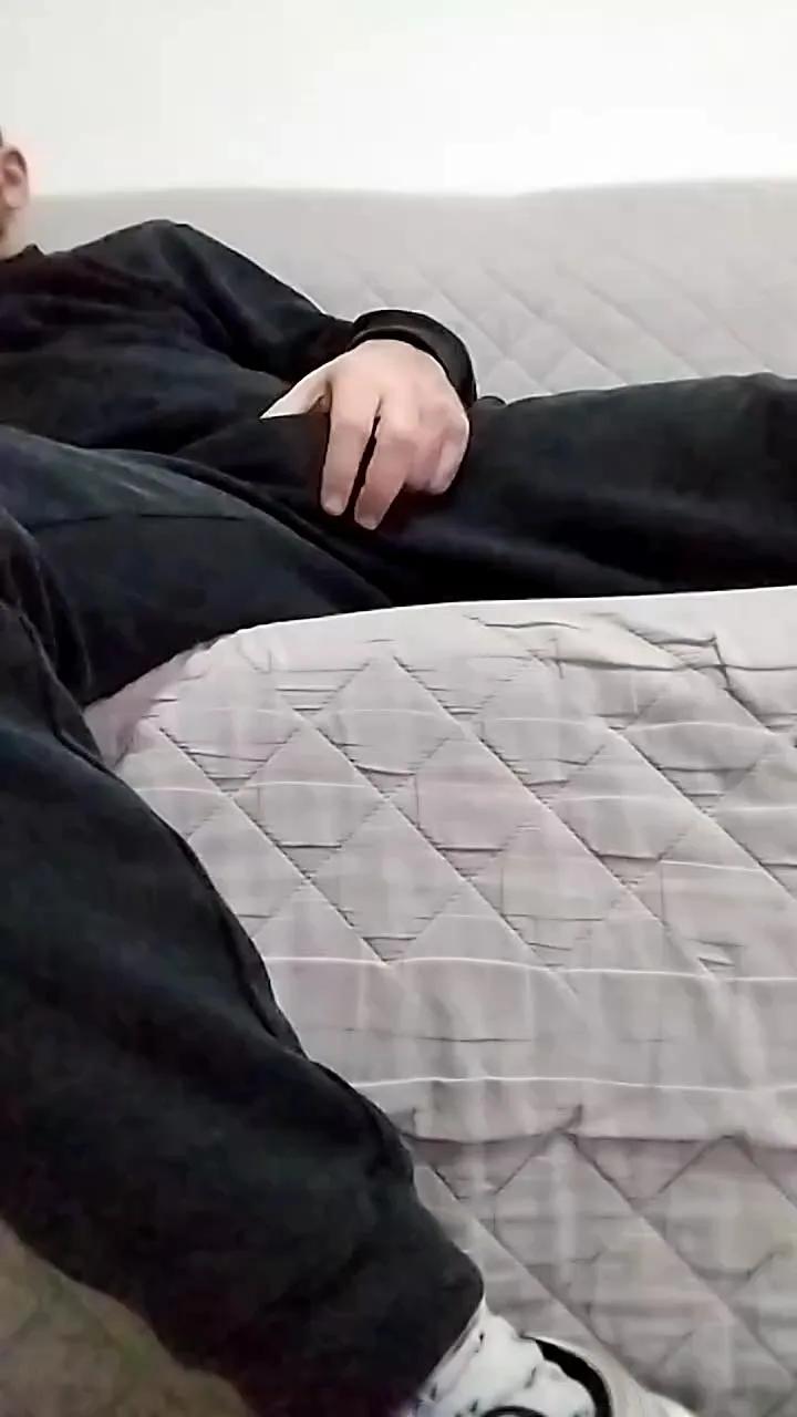 uncutcockitaly on Cam4 