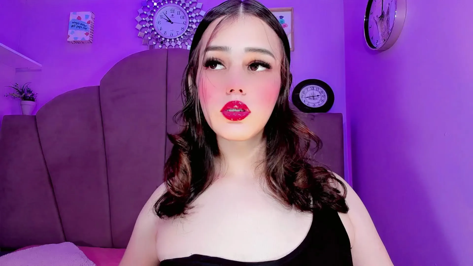 Offline ValeriaAguilar on Cam4