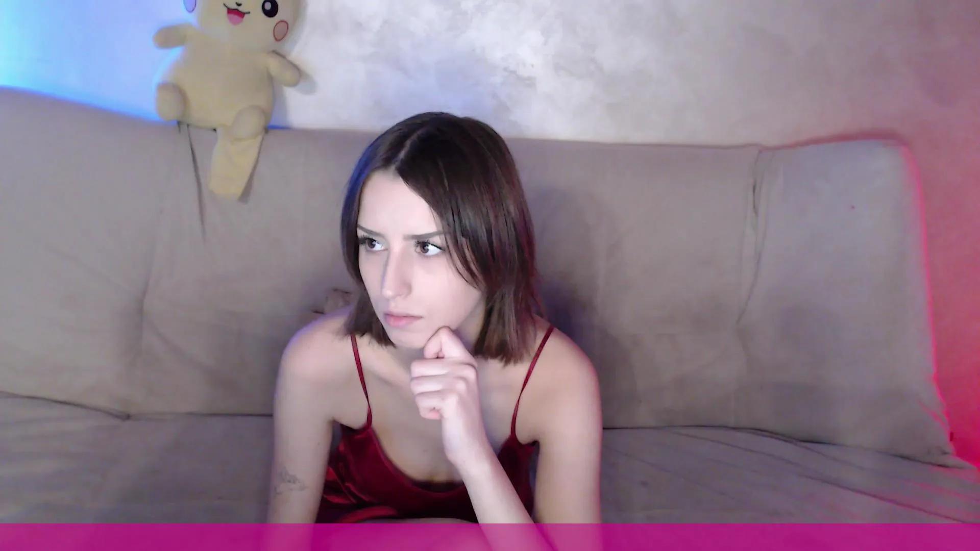 YumYummybabes —  #masturbation #C2C #smoke #cute #blowjob #pussy #threesome