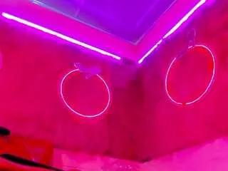 agathaa-monfort on CamSoda 