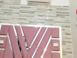 alana-roos on CamSoda 