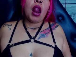 alana-roth on CamSoda 