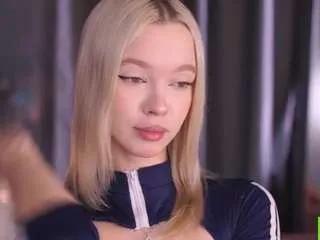 alinabailey — Sweet morning kisses for you [6 tokens remaining]