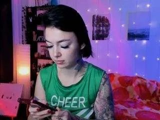 alliemagic on CamSoda 
