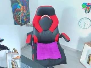 ambar-rose1 on CamSoda 