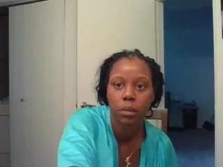 amiyadenae on CamSoda