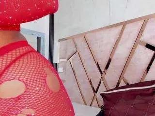 anny-run69 on CamSoda 