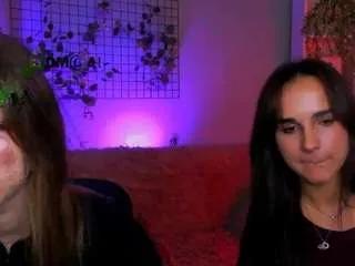 ariana-ross7 on CamSoda 