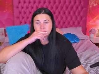 arianadark on CamSoda 