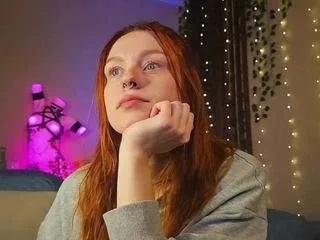 aspirine-mike — pussy close to cam [280 tokens remaining]