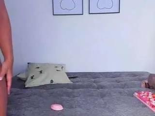 avaferrera — A fake curvy plastic ass beats a flat plank one any day! Try my big plastic and have the biggest fuck of your life!/ G:GOAL: TORSO RIDE + CUM /Tip 150 tokens [999 tokens remaining]