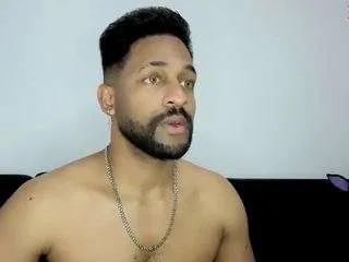 bbcblackhot33 on CamSoda 