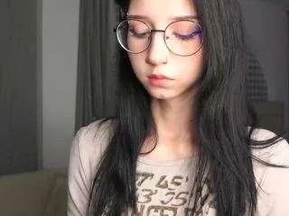 Offline belle-phine on CamSoda