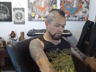 benjaminran — I will cum so delicious here if you pull the trigger honey [333 tokens remaining]