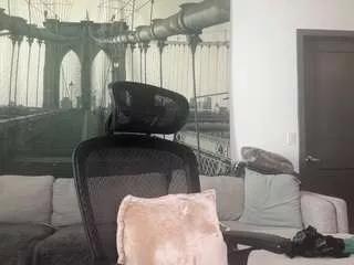 bigbuttbrooklyn on CamSoda 