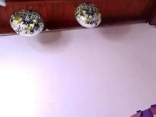 celeste-moonxx on CamSoda 