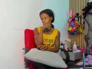 daffnelewis on CamSoda 