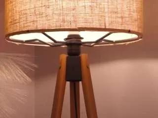 dollyhazlett — get named and ride a pillow  [555 tokens remaining]