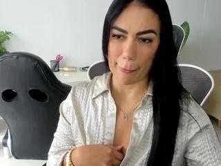 emilybrowm — BYE PANTIE MARIA [199 tokens remaining]