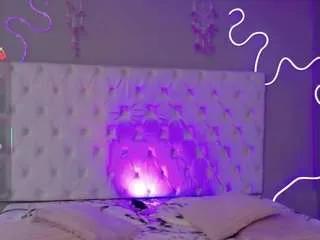 emma-visconti on CamSoda 