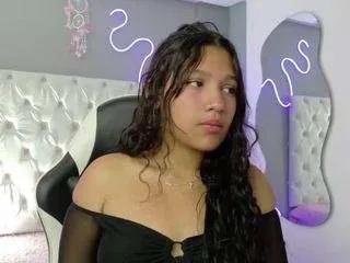 emma-visconti on CamSoda 