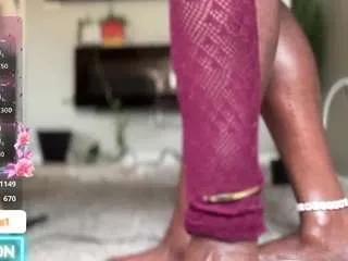 essenceblaque on CamSoda 