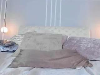 estef-love on CamSoda 