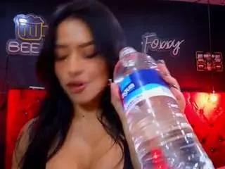 foxxy-nasty on CamSoda 