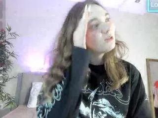 genne-tierney on CamSoda 