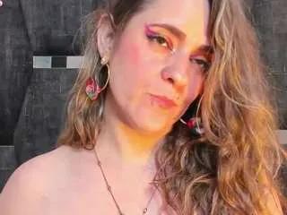 ginna-grace on CamSoda 