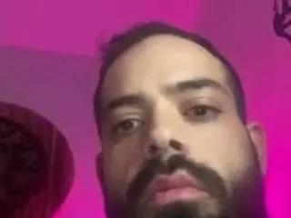 gucciyoshy on CamSoda 