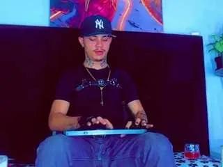 hannilest on CamSoda 