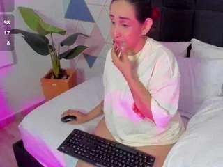 jadde13 on CamSoda 